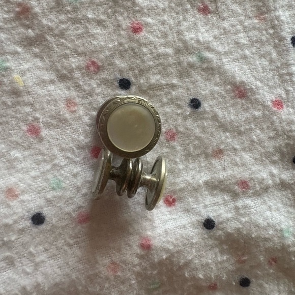Antique mother of pearl snap cufflinks - Picture 2 of 8
